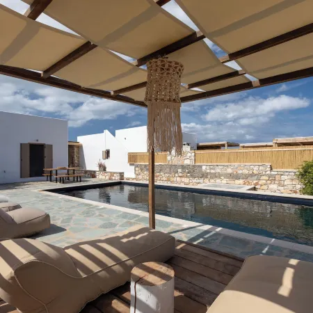 Amalgam Homes Paros