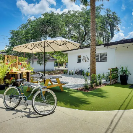 Sanford Home w/ Gas Grill: Walk to Historic Dtwn!