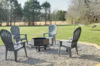 Spacious Lebanon Home w/ Pool: 6 Mi to Downtown! - 3-Star