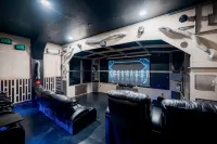 Luxury 7 Bed w/Pool, Home Theater, & Themed Gameroom! - Private Pools