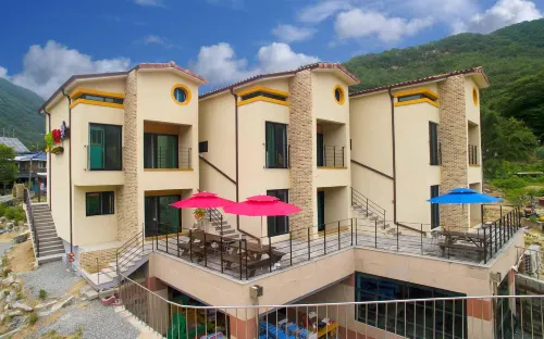 Goesan Banseok Pension (Hwayang Valley) Hotels in Goesan-gun
