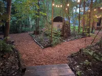Bala Vida Cottage Steps to Lake Muskoka with Fire Pit & New Cedar Barrel Sauna Hotels near The KEE to Bala