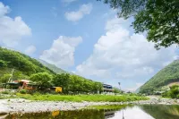 楊山道淵谷旅館