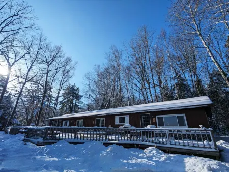 Amenities & Resort Access Included, Cabin 11