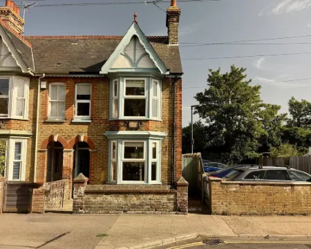Oyster Stay House By My Getaways Hotels in Whitstable