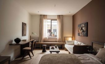 A STAY IN Hanoi