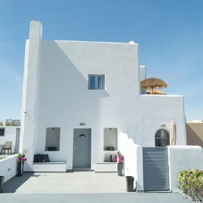 Dauti Gold Suites Hotels near Santorini caldera