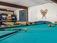 Evergreen Valley Inn Hotels in Stoneham