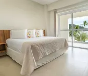 Ilha Porchat Hotel