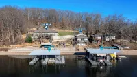 Big Bear Bungalow Stay on Ozark Waterfront