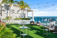 Luxury Beachfront Studio-with Daily Cleaning