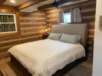 Log Cabin at the Farm 查塔姆縣酒店