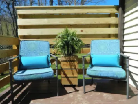 Creekside home with hot tub within 30 mins to Asheville