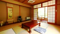Junikan Shinkan Hotels in Nagawa