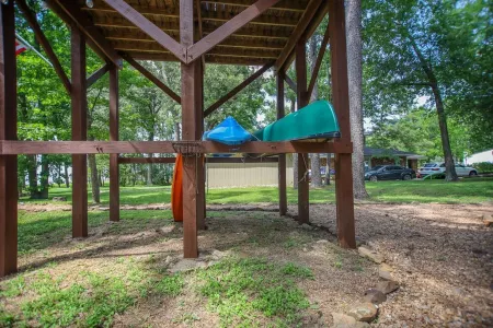 New Listing - Cape Royale Tree House w/ Fire Pit – Direct Lake Access