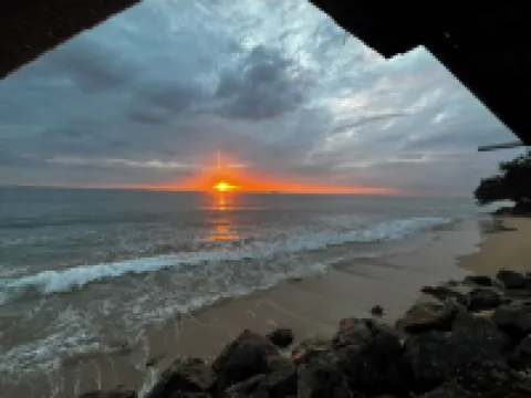 2-bedroom 2 bath apt in delightful Stella walking distance to corcega beach