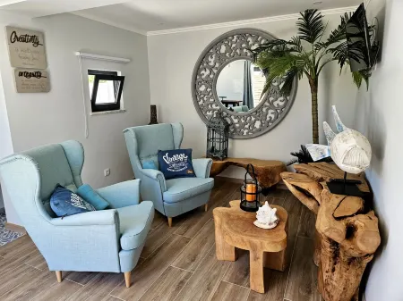 Walking distance to several beaches, Ferragudo village, supermarkets and Portimão.