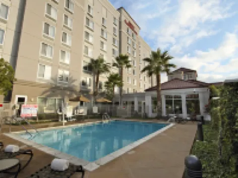 奧克斯-卡馬里奧希爾頓花園客棧 奧克斯納德酒店