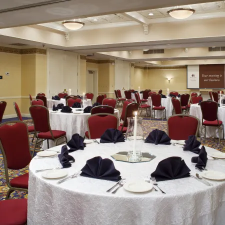DoubleTree Suites by Hilton Lexington