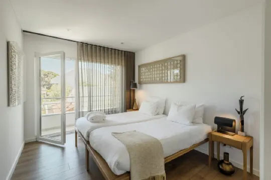 Oasis Beach Villa - Luxury Private House with Pool