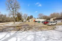 2 Mi to Road America: Pet-friendly Duplex! - 3-Star