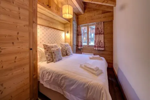 Views of Bruson & Petit Combin range from the top floor of the Alpine residence