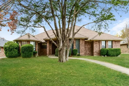 3-bedroom house in fantastic DeSoto with AC, WiFi