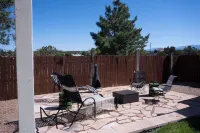 Casa del Artista - Spacious 3-bedroom house in delightful Santa Fe! Hotels in Agua Fria
