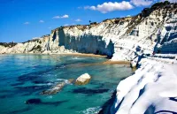 The Golden Gate Hotels in Naro