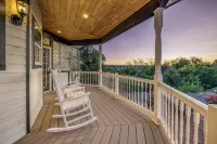 Delta Grand Victorian - Amazing Views! Ping Pong and Cornhole!