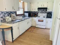Spacious 3BR Home w/ 8 Beds, Big Yard & Parking – Near Canton & Hall of Fame