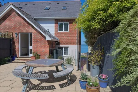 Idyllic seaside retreat. Stunning sea views in nature reserve.