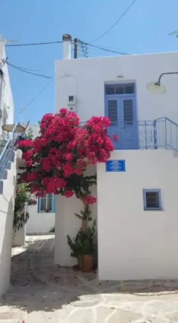 Au Cœur de Parikia , Appartement Cosy Avec Balcon