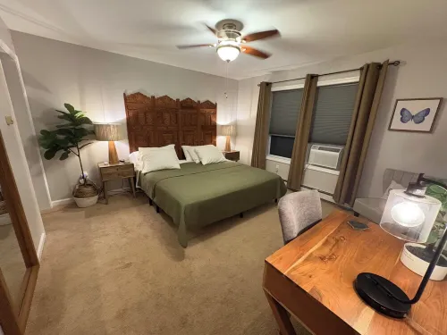 Cozy 3-Bedroom Retreat in Alton- 1/2 mile from Lake Winnipesaukee w/ WiFi & A/C