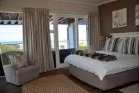 Akwa House Hermanus - your home away from home! Hotels in Voelklip