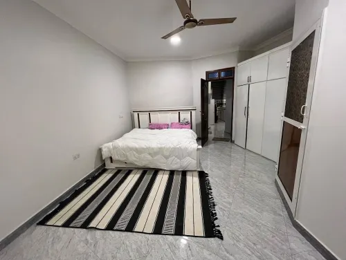 Spacious 2bd/2bth Luxury Stone Town Apartment - Close to Best Eateries!