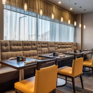 Cambria Hotel Minneapolis Downtown