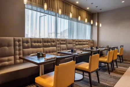 Cambria Hotel Minneapolis Downtown