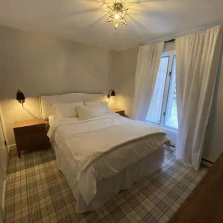 Cozy 3 Bedroom Condo located just steps from Sugarbush