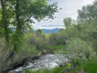 Charming 4-bedroom house on the creek in peaceful Sheridan Hotels in Sheridan