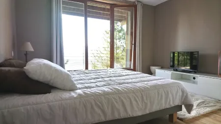 Breathtaking views from a charming chalet