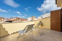 Debora apartment with private parking just minutes from the sea