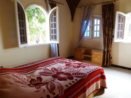 NUBIAN STYLE HOUSE, 2  storey, contryside, near LUXOR, Egypt