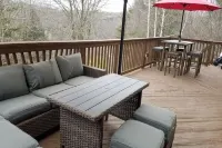 EAT, DRINK, PLAY & RELAX in Windham