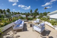 Luxury 5 Bedroom Staffed & Serviced Villa on Beachfront Community of Cap Bonita