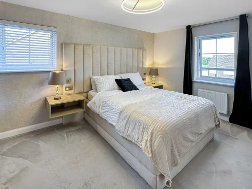 Sheffield Charming Detached 4bd Home