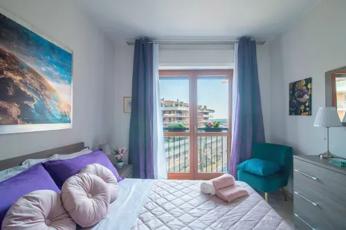 Delightful apartment with large terrace near Leonardo Da Vinci FCO Airport - Condos