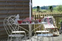 In the heart of the Pays d'Auge, charming little house... Hotels in Livarot-Pays-d'Auge