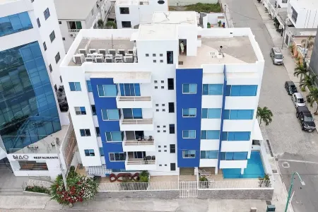 PRIVILEGED LOCATION in Barbasquillo! 2-bedroom apt. with AC, balcony, WiFi