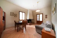 Comfortable quiet and cozy apartment with private parking space Hotels in Pescia